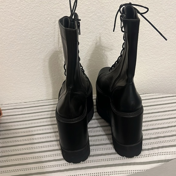 Lemon drop boots - Picture 3 of 6